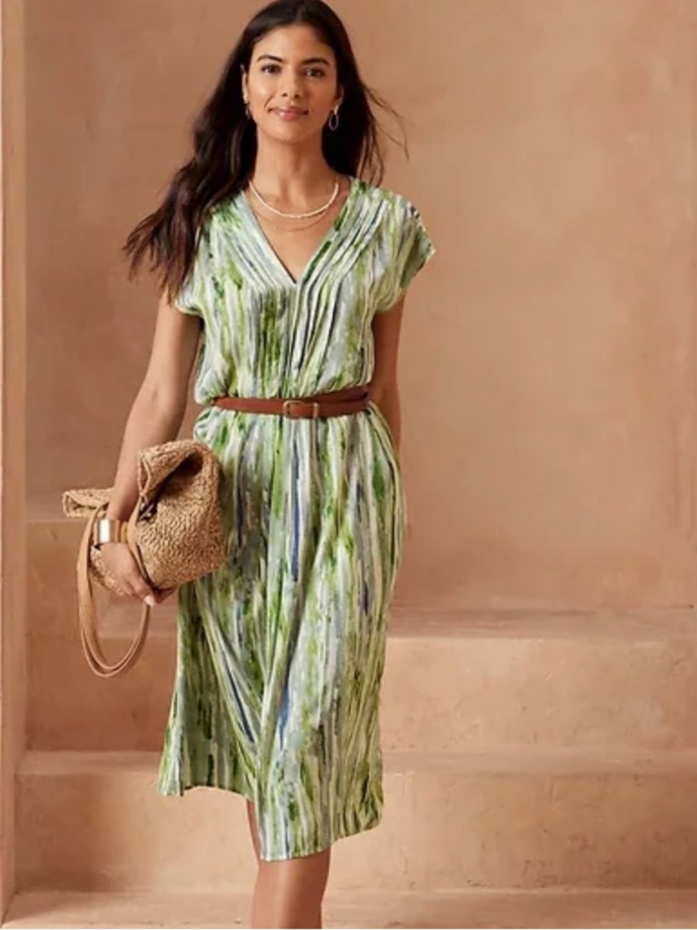 Banana Republic V-Neck Green Watercolor Midi Dress medium